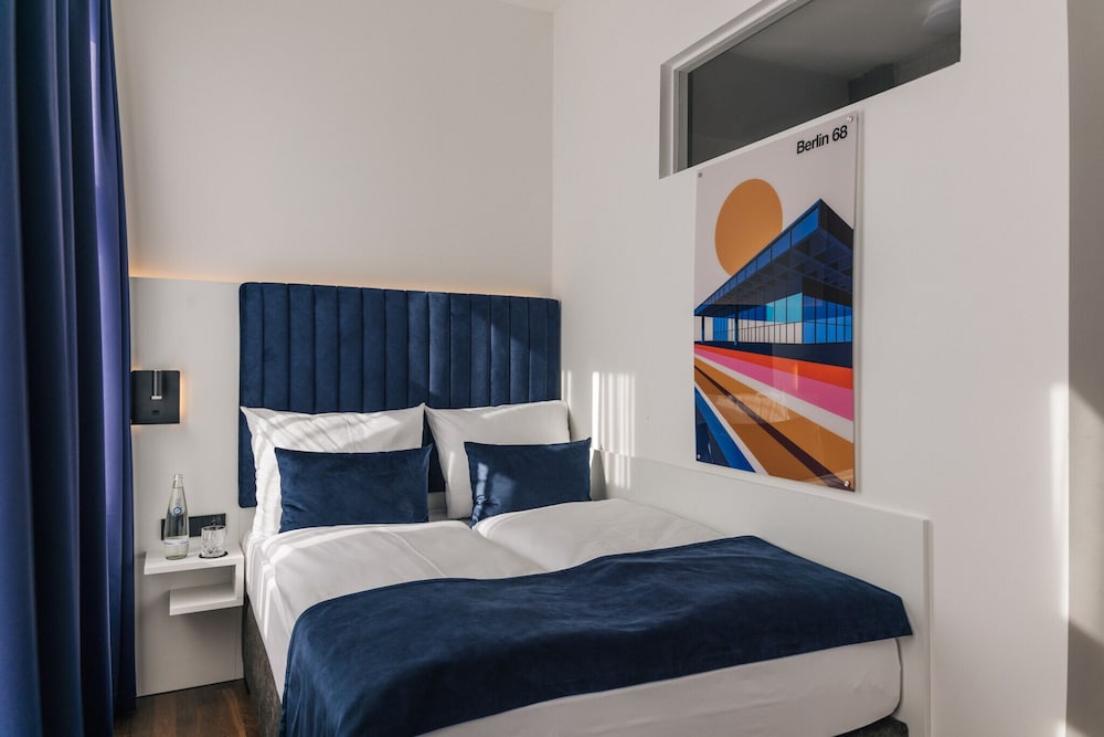 EAST SIDE CITY HOTEL 23/55