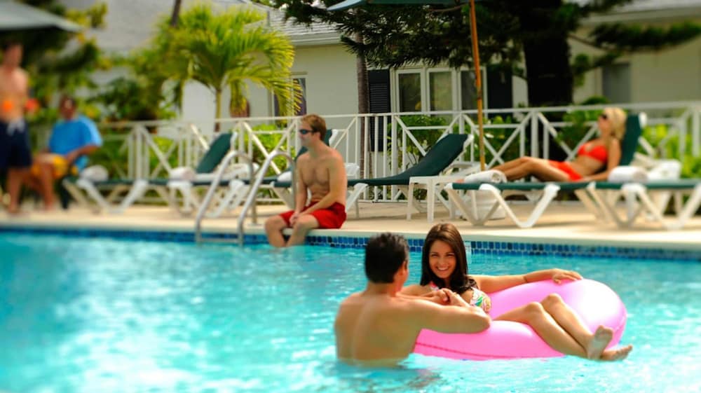 Bay View Suites Paradise Island 30/54