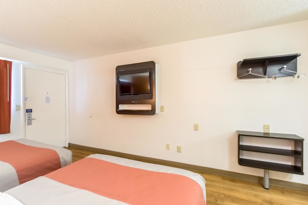 Motel6 Crawfordsville, IN 25/51