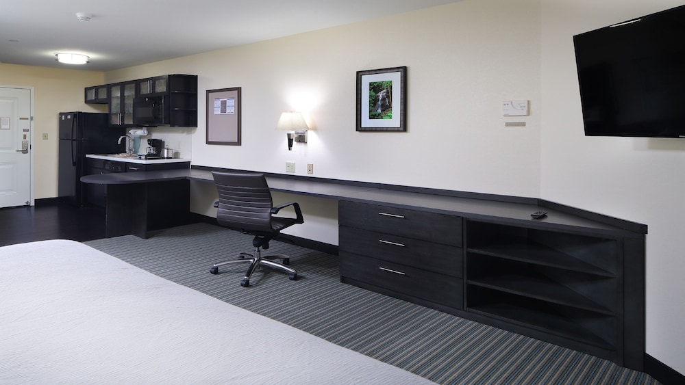 Candlewood Suites Newark South University Area 26/28