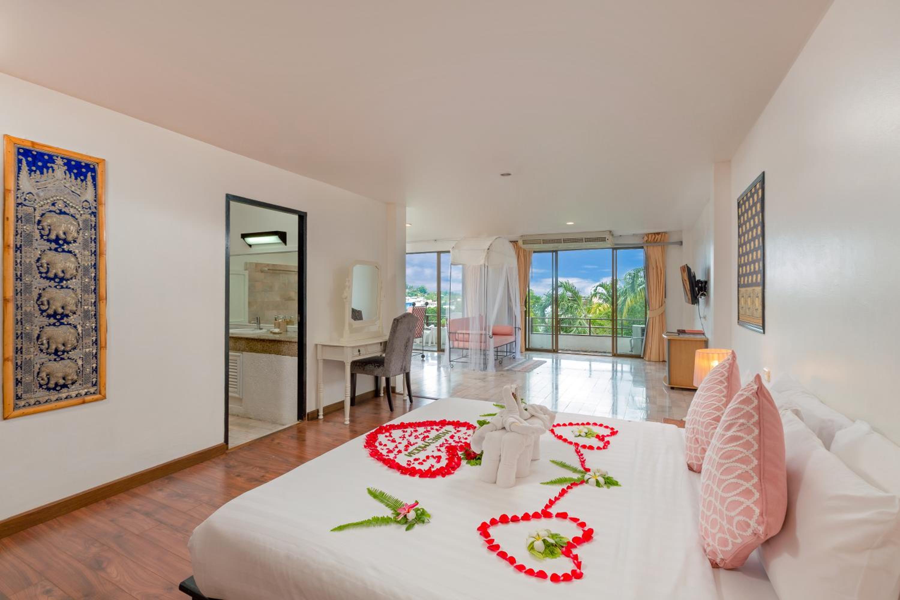 Penthouse Suite, King Bed، Club Bamboo Boutique Patong Beach Resort 8/10