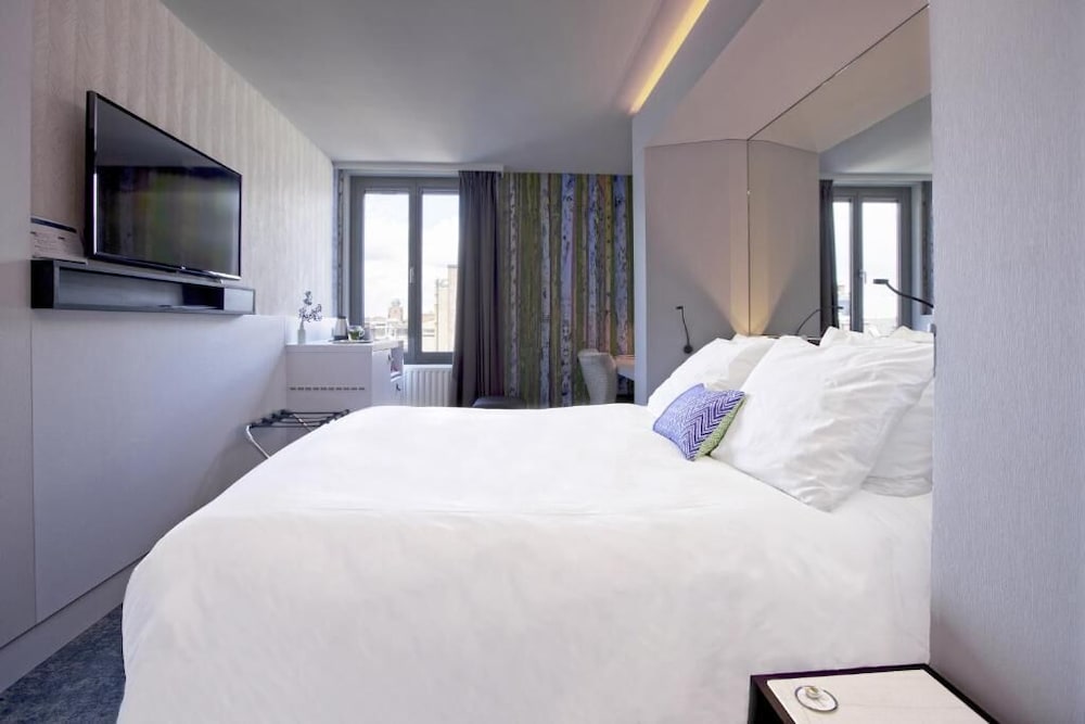GOLDEN TULIP HOTEL CENTRAL 37/85
