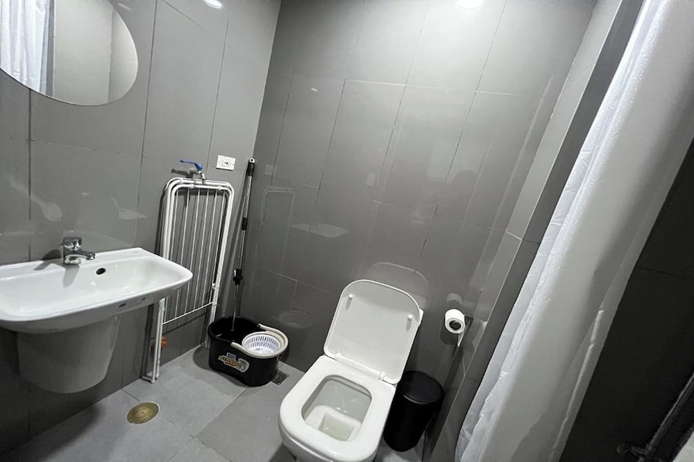 Luxe Air Residences by Makati 44/57