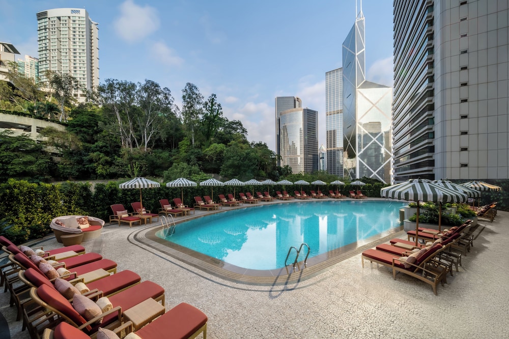 Island Shangri La Hong Kong 63/67