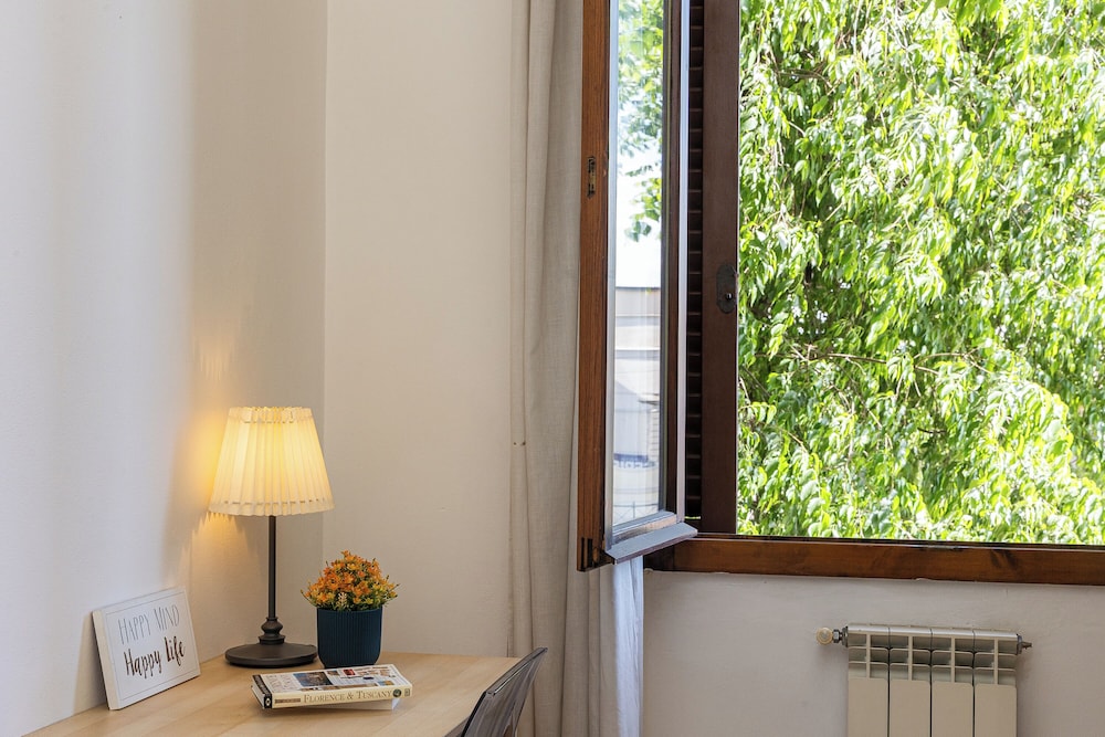 Rental In Rome Rosselli Palace Apartment 2 27/50