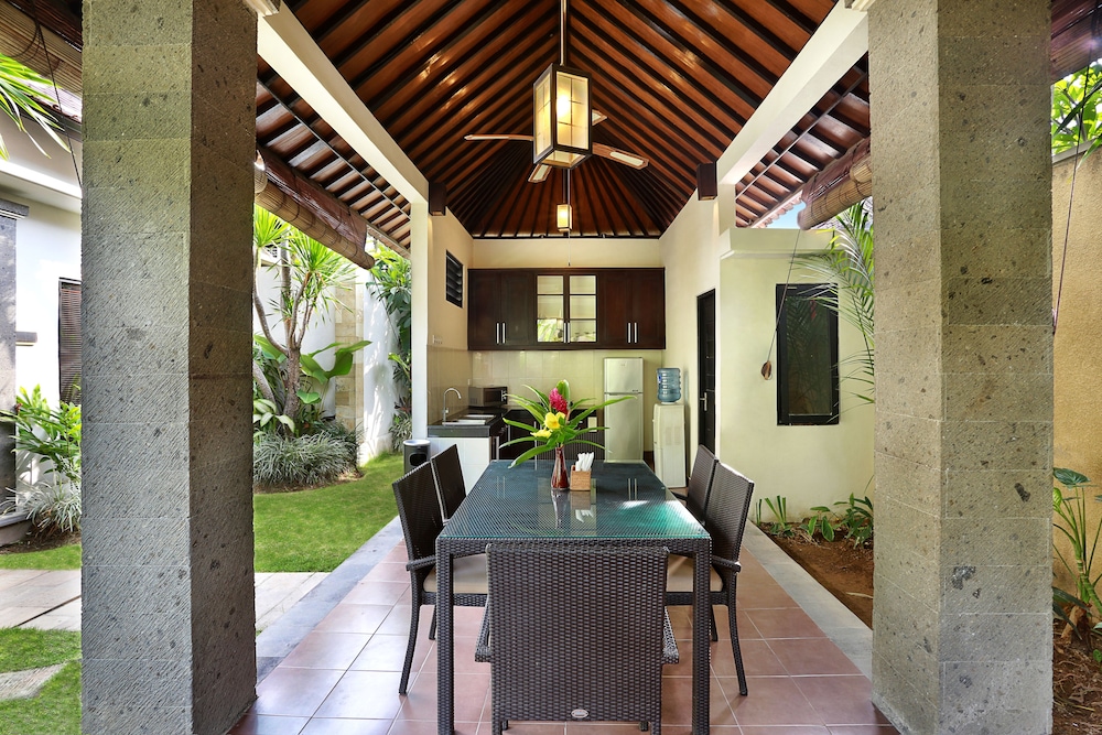 Askara Villa 6/26