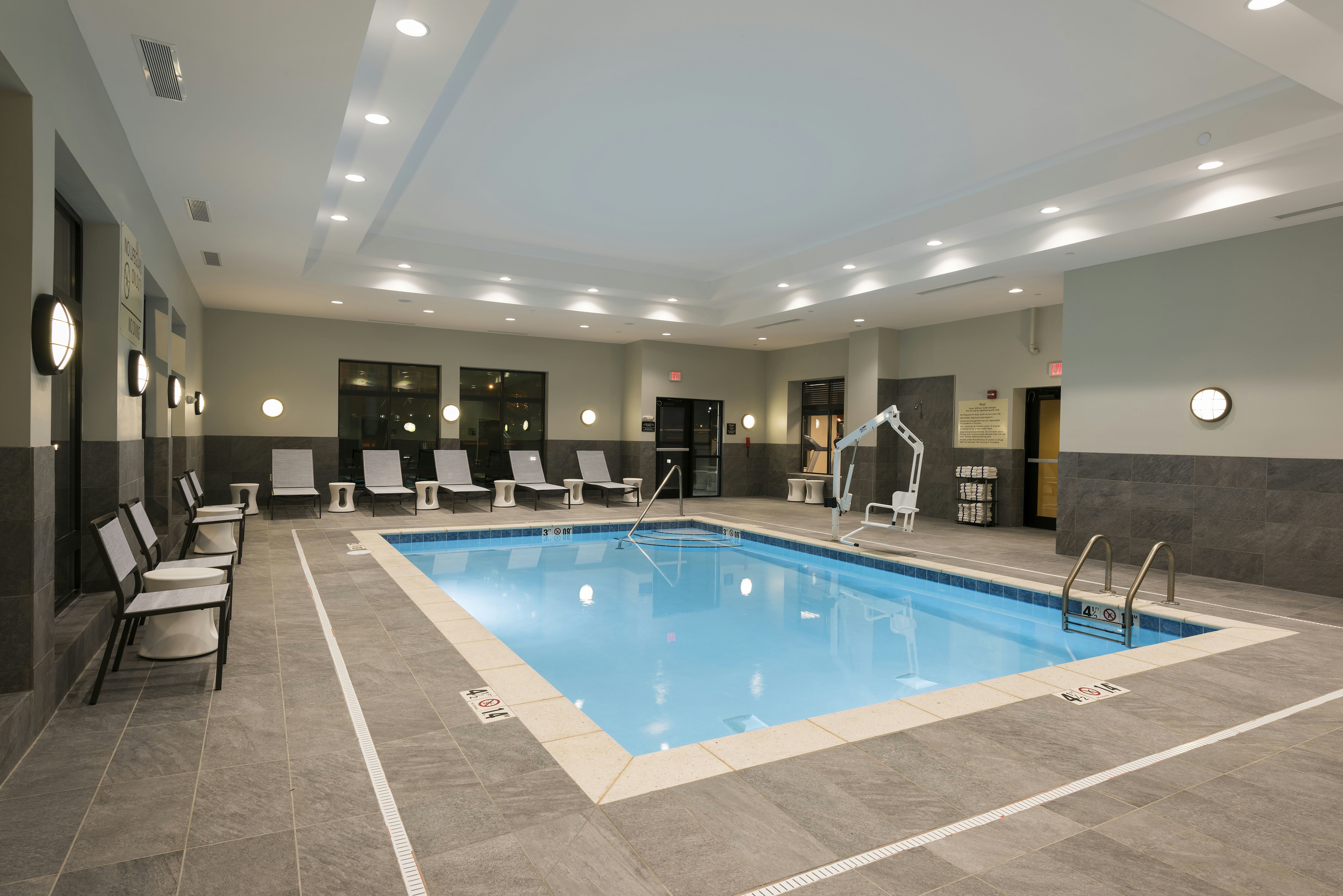 Hampton Inn Suites West Lafayette In 22/39