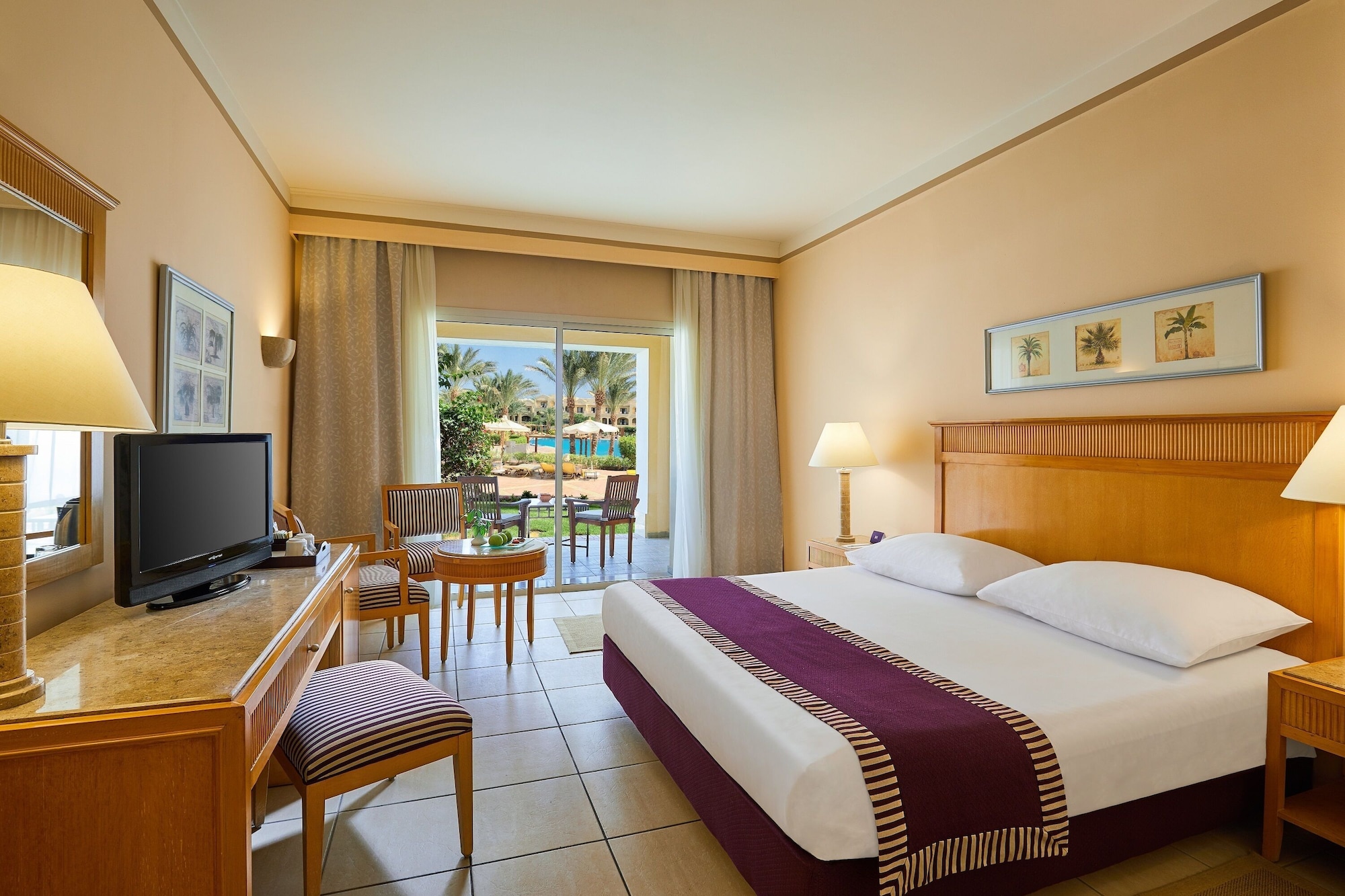 SUPERIOR, DOUBLE OR TWIN BED, GARDEN VIEW
