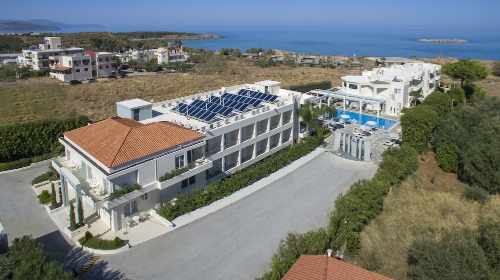 Kedrissos Hotel Apartments 2/44