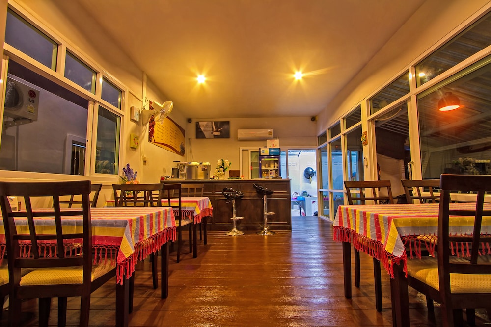 Mana Hotel 41/50