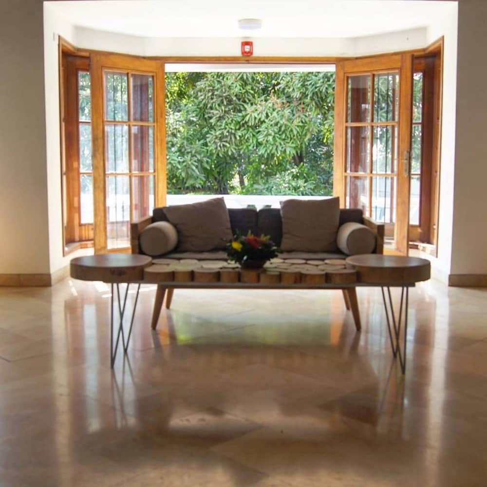 Nazu House Bed Breakfast 40/69