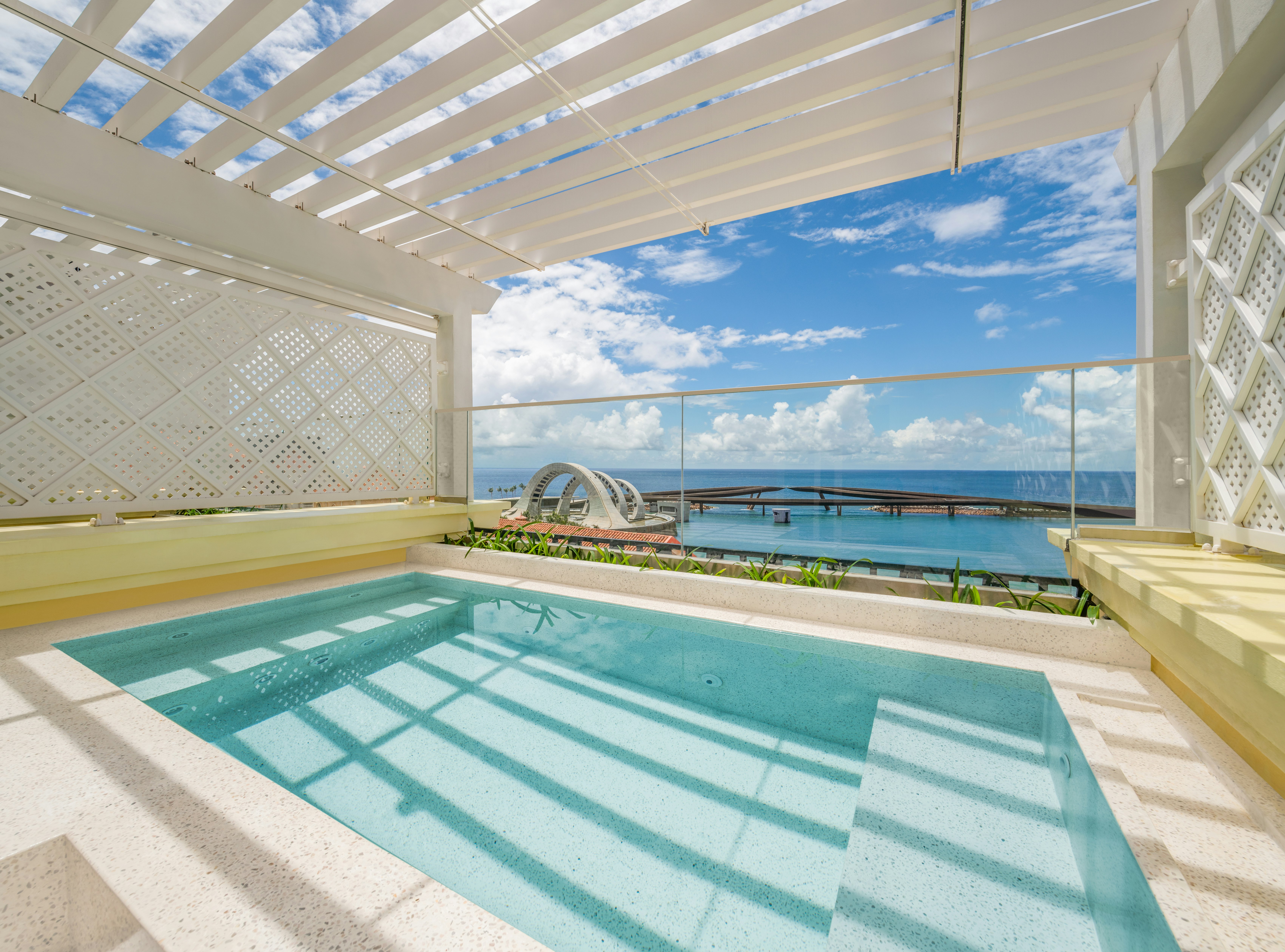 CAPRI, KING BED, TERRACE