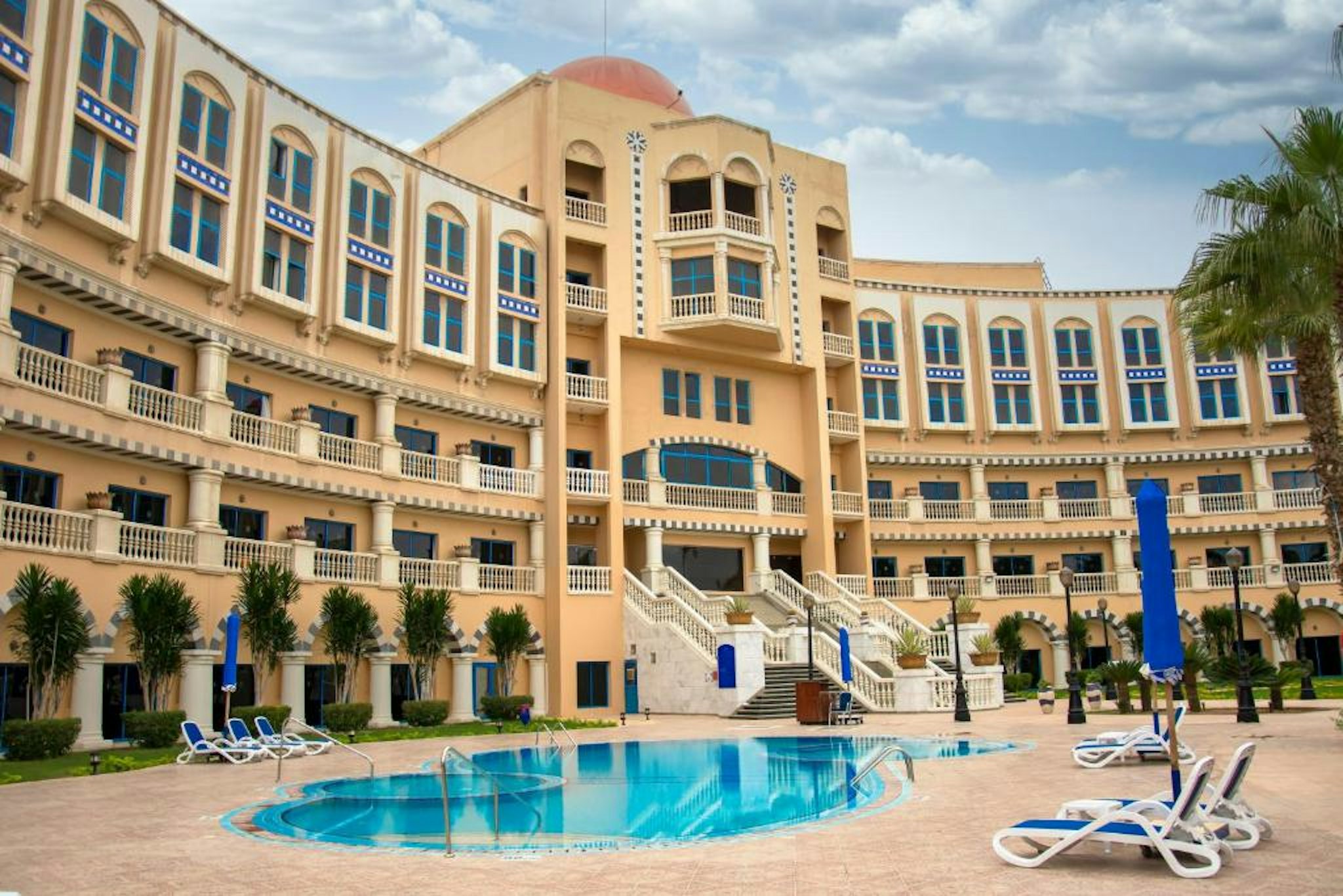 Helnan Dreamland Hotel and Conference Center 48/53