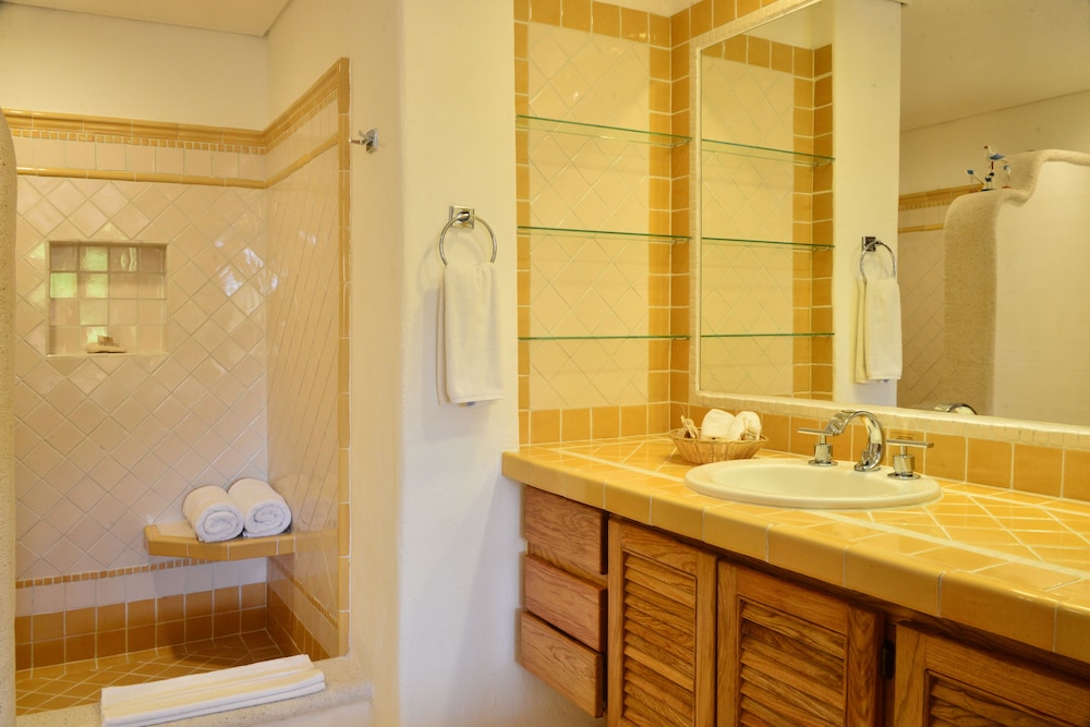 Las Villas Akumal 47/50