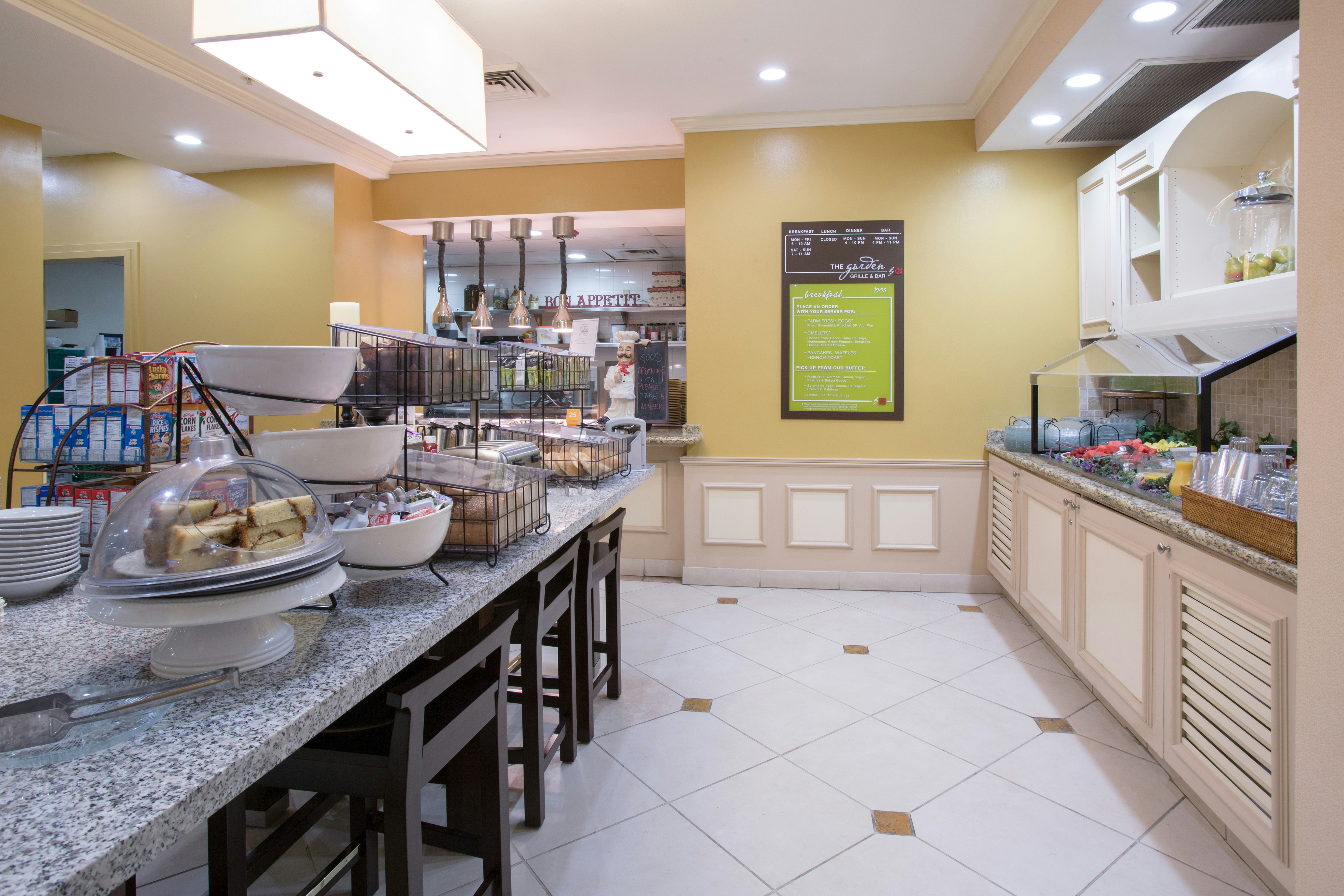Hilton Garden Inn Phoenix Avondale 16/28