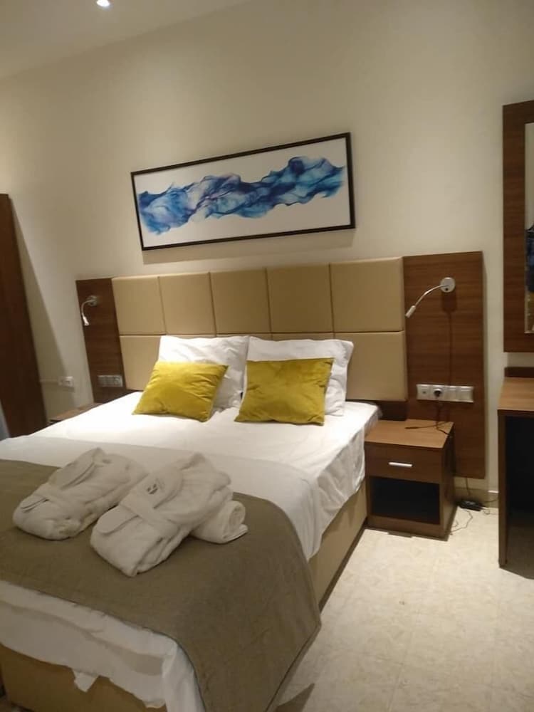 Capital Hotel Djibouti 10/24