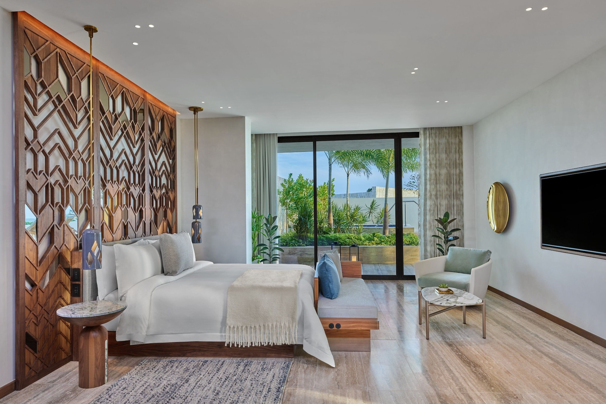 Suite, King Bed, Ocean View, Corner