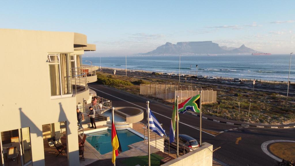 Oceansnest Guest House 25/50