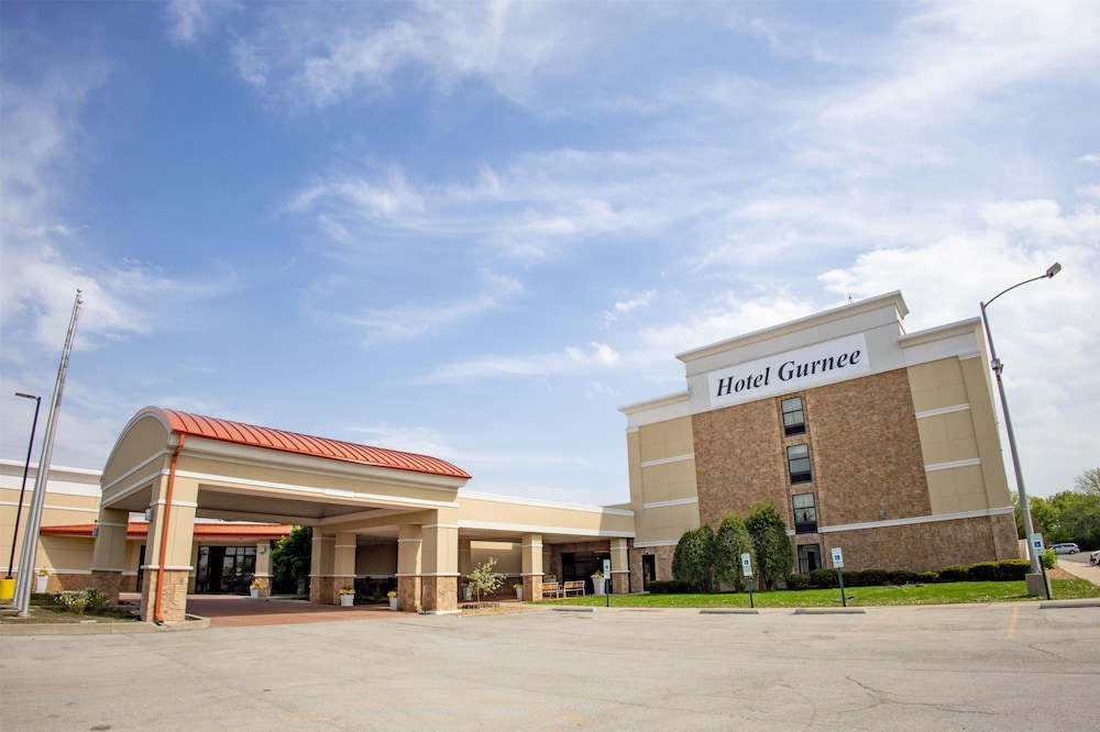 Hotel Gurnee image