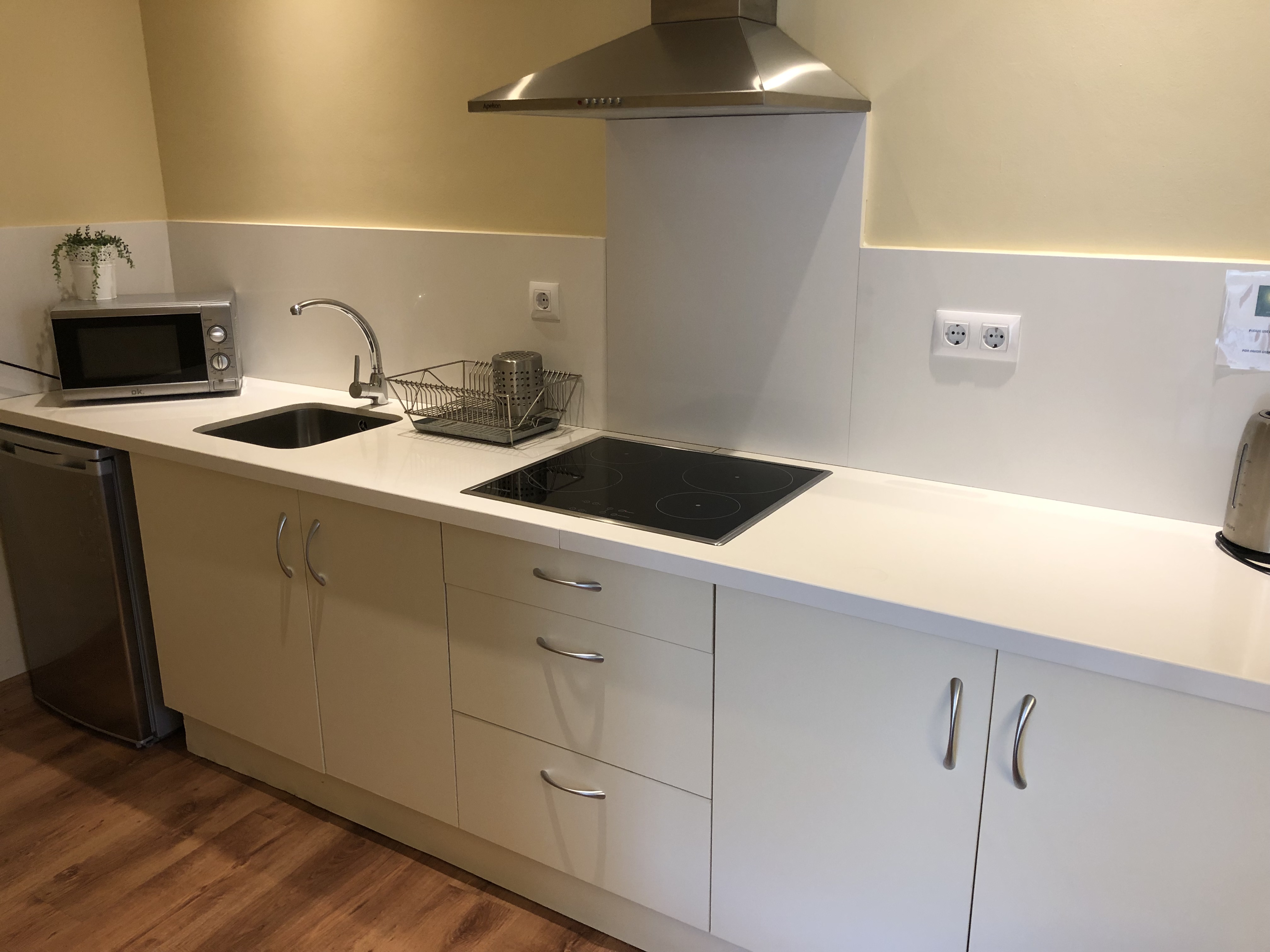 Life Apartments San Vicente 16/17