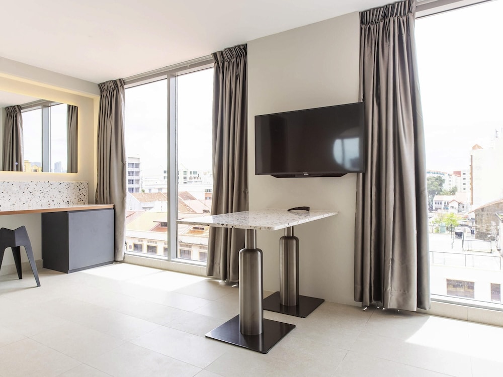 غرفة ديلوكس بسرير مزدوج وسريرين منفصلين، Ibis budget Singapore Gold 3/5