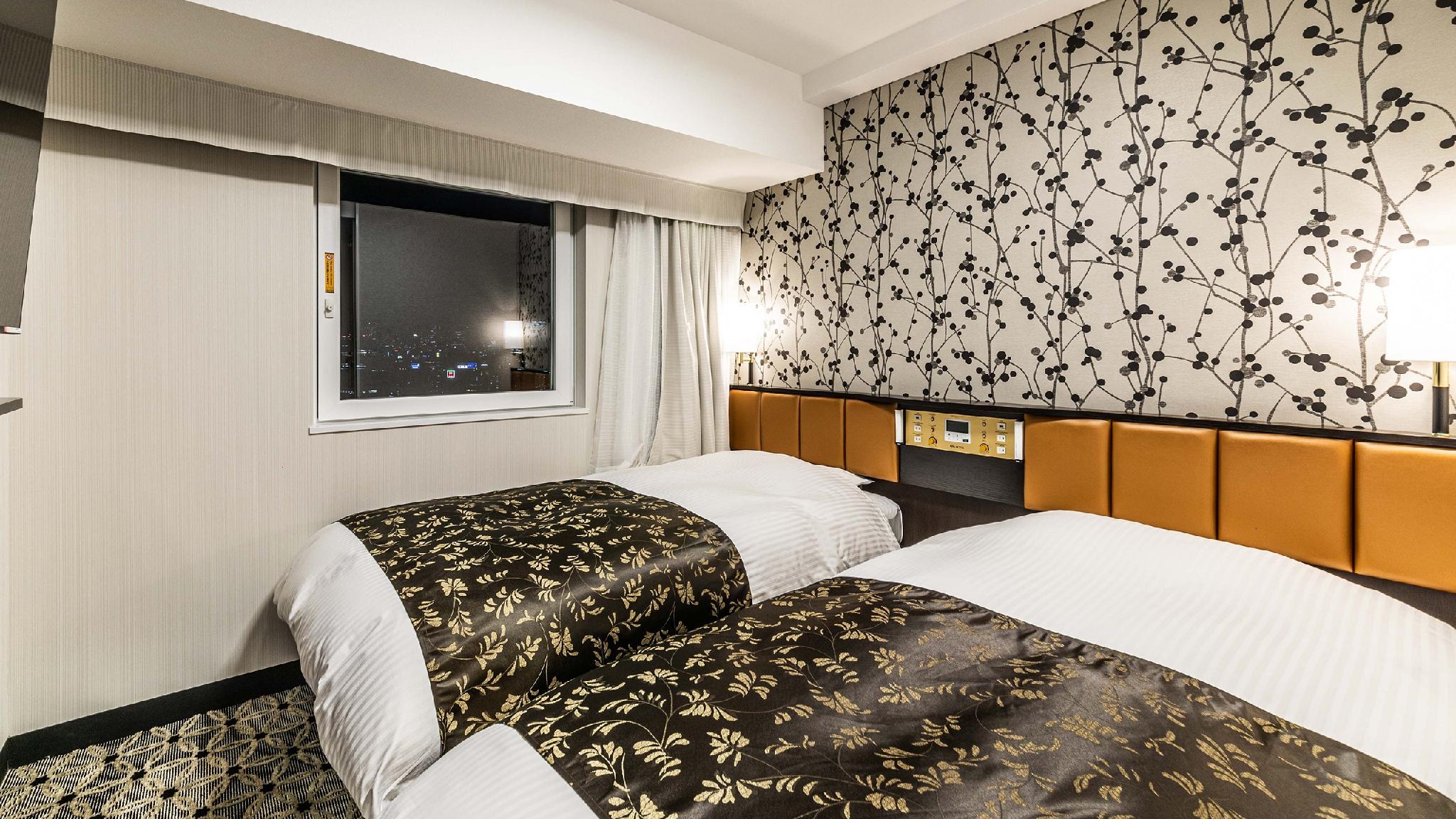 Casual, Standard, Twin Beds, Night View, High Floor