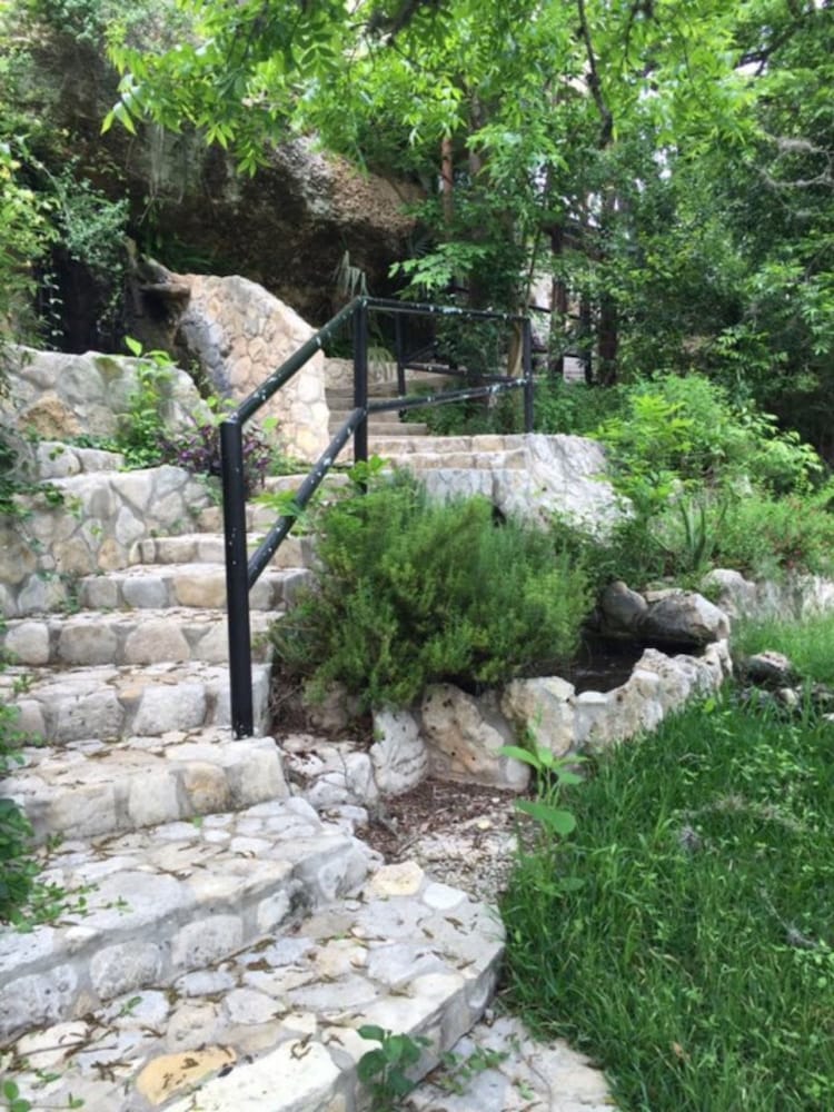 Frio Springs Lodges 50/50