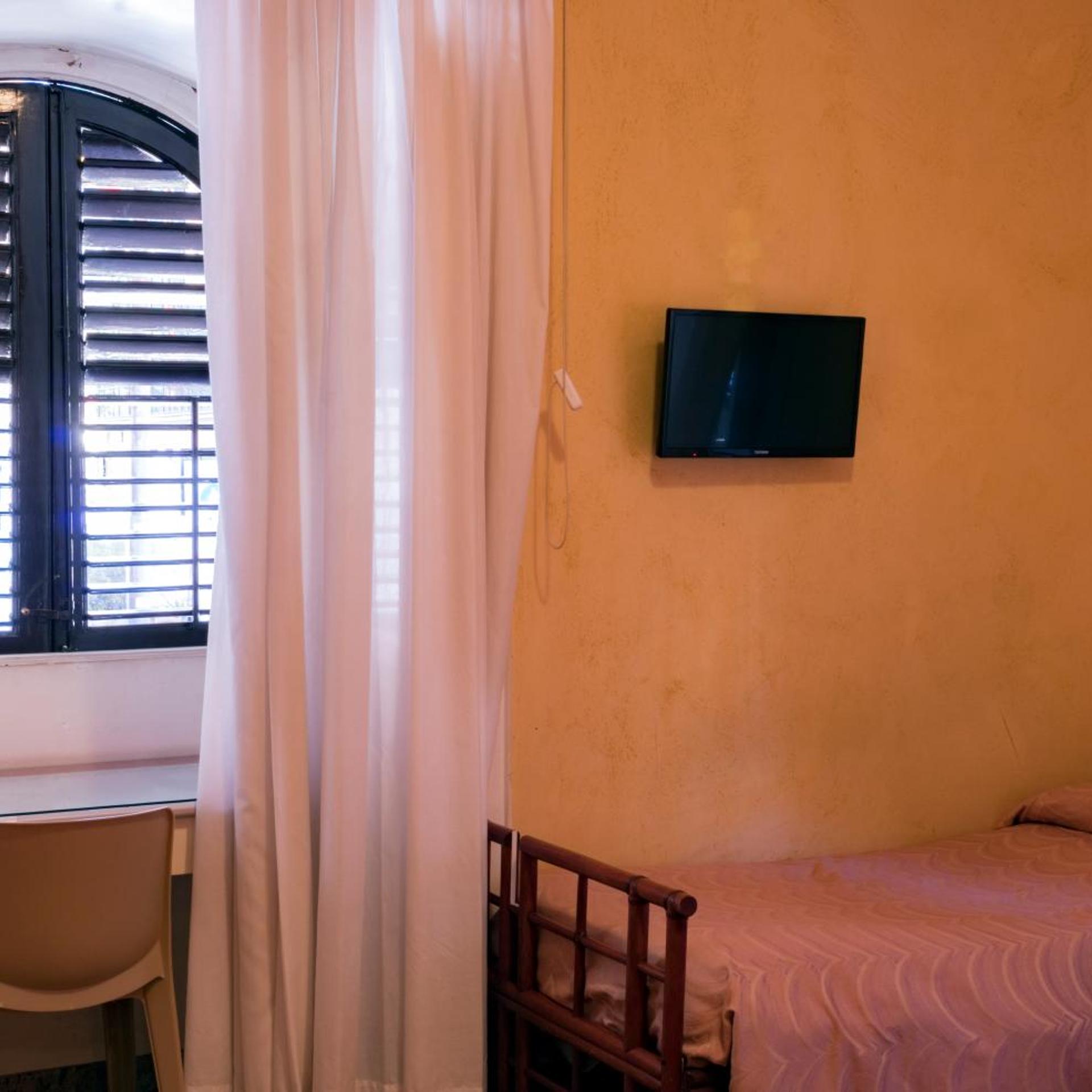 Room, Quadruple, Bunk Bed, Joli Hotel 8/10