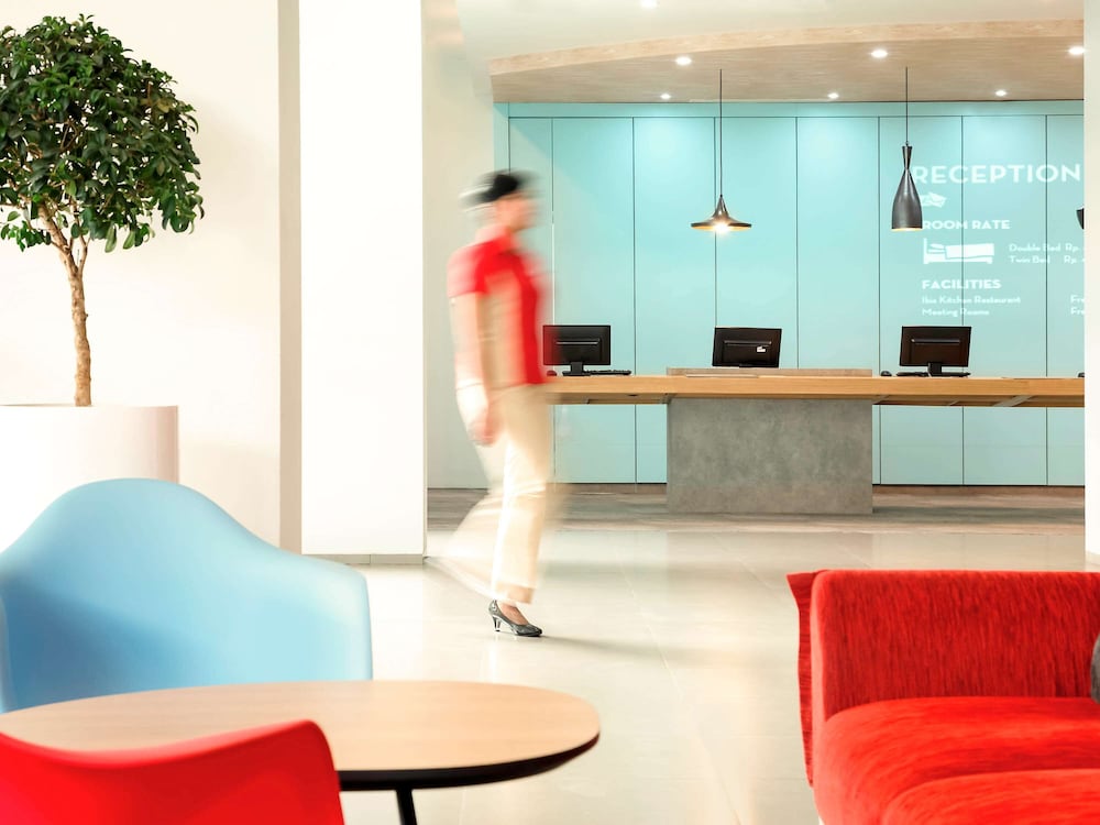 Ibis Bandung Pasteur 8/57