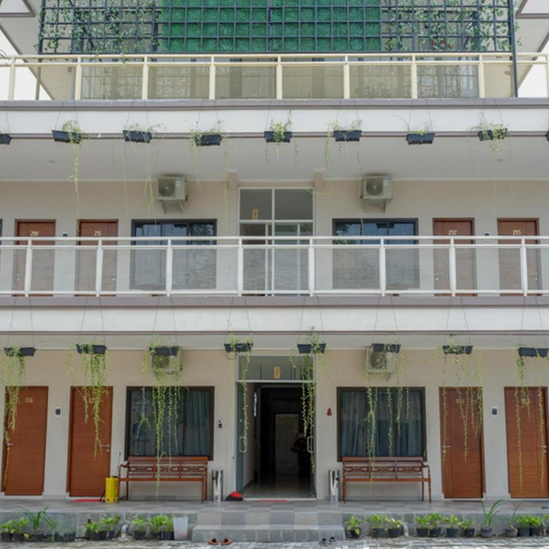 RedDoorz @ Jalan Majapahit Semarang 1/56
