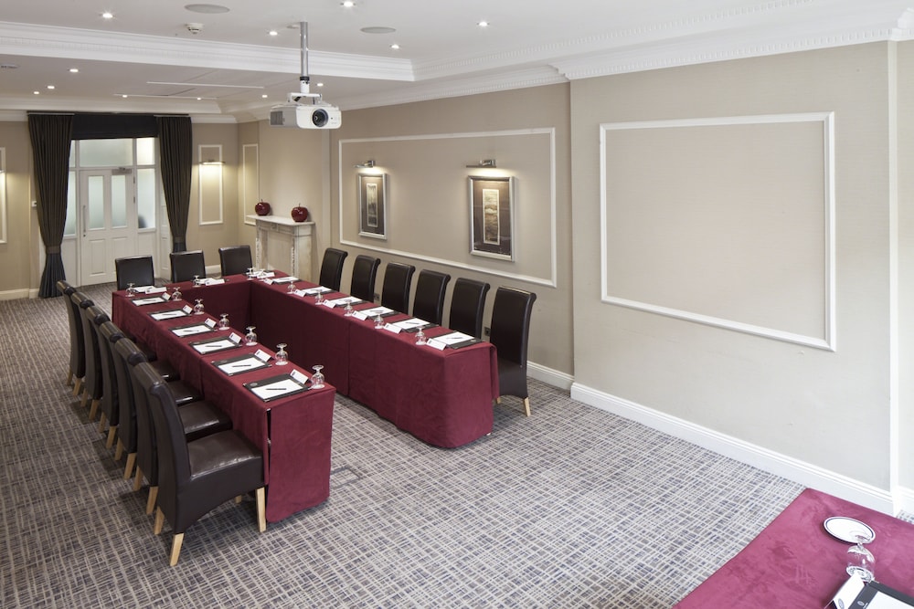 Grange Beauchamp Hotel 57/60