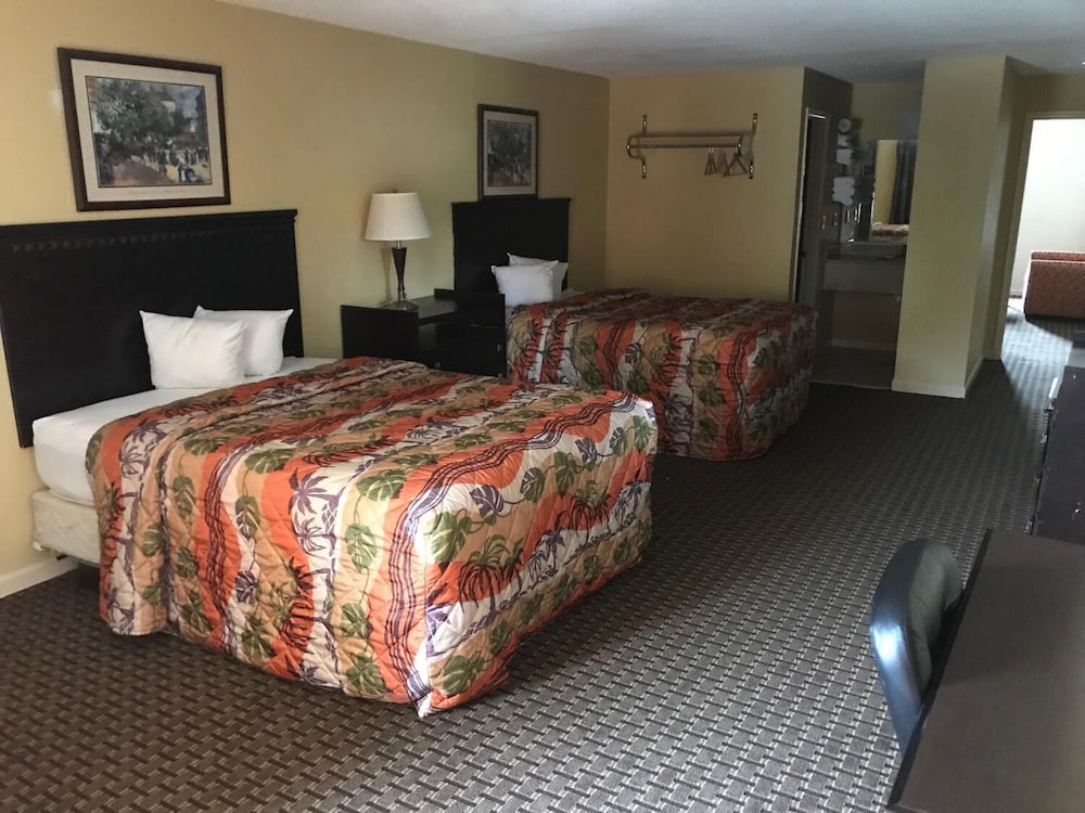 Royal Inn 21/53
