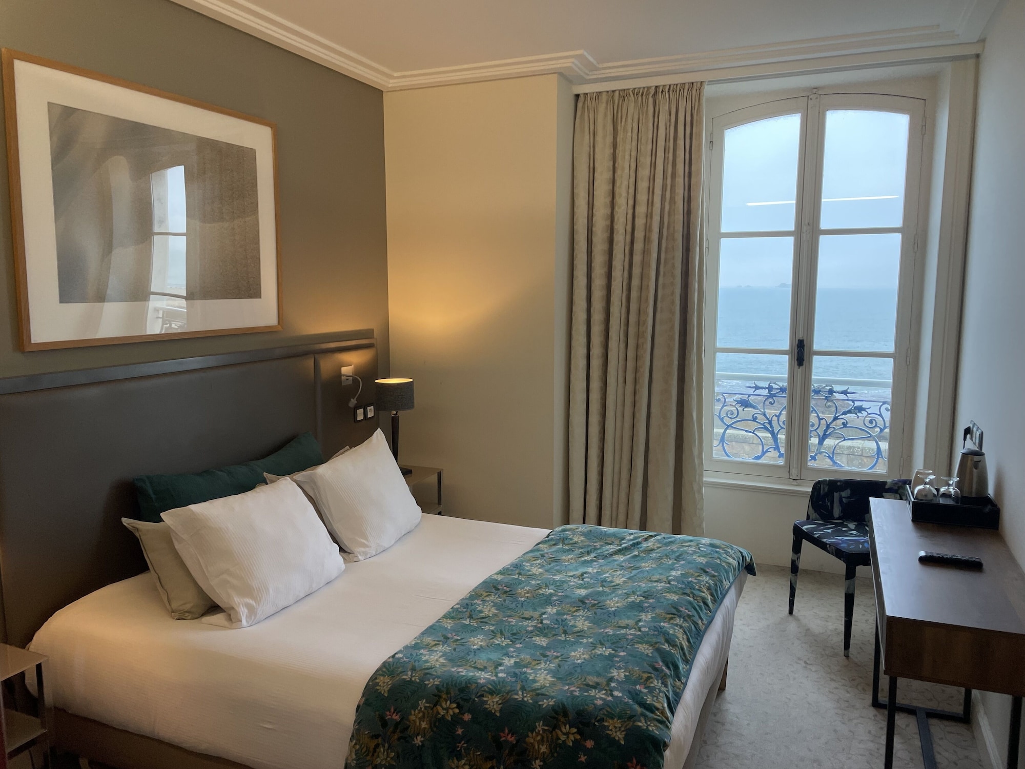 SUPERIOR, DOUBLE BED, SEA VIEW
