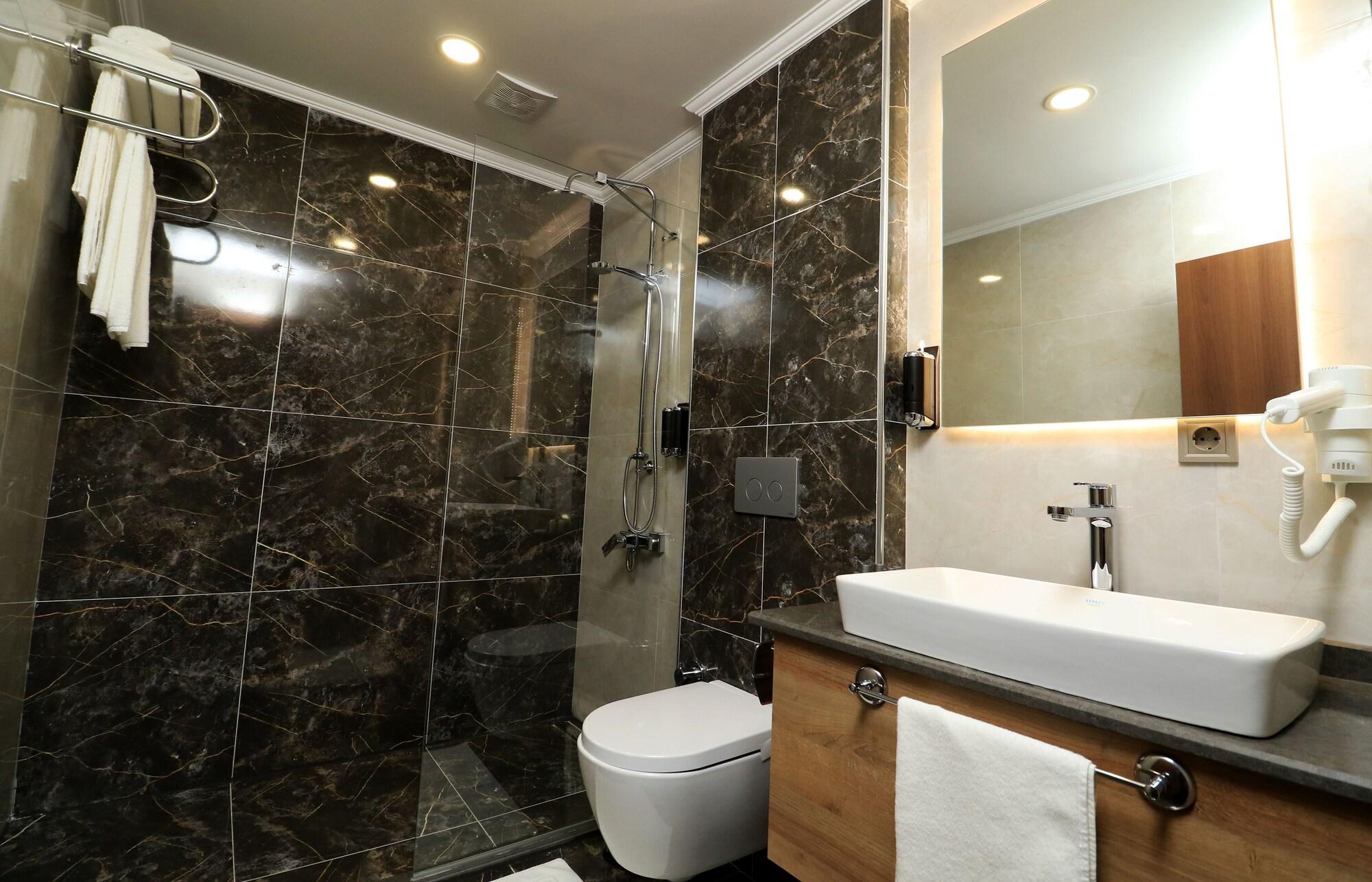 Bayrak Grand Hotel 47/50