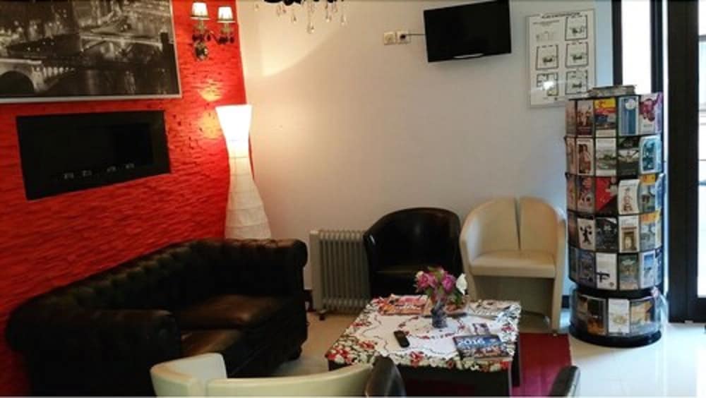 Hotel La Perle Montparnasse 24/33