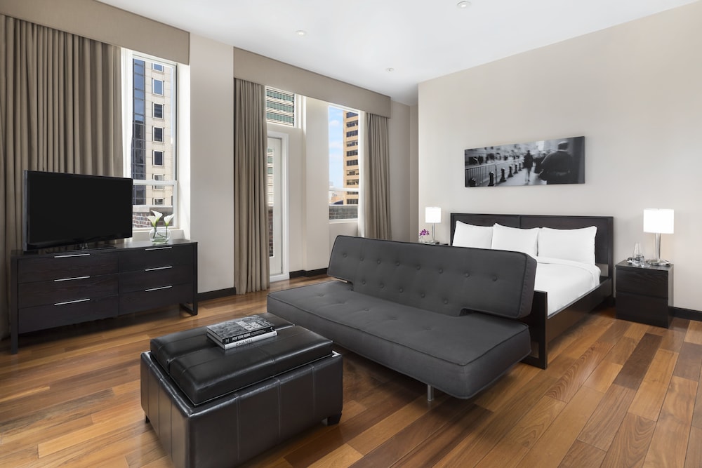 Hotel 57 30/50