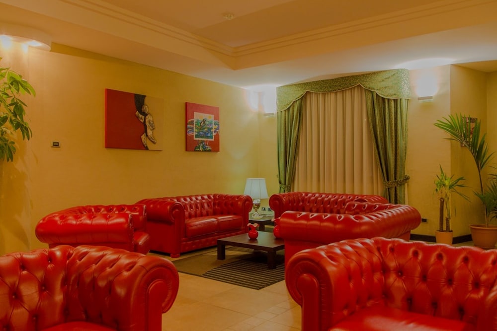 ALBERGO DELLA POSTA 33/53