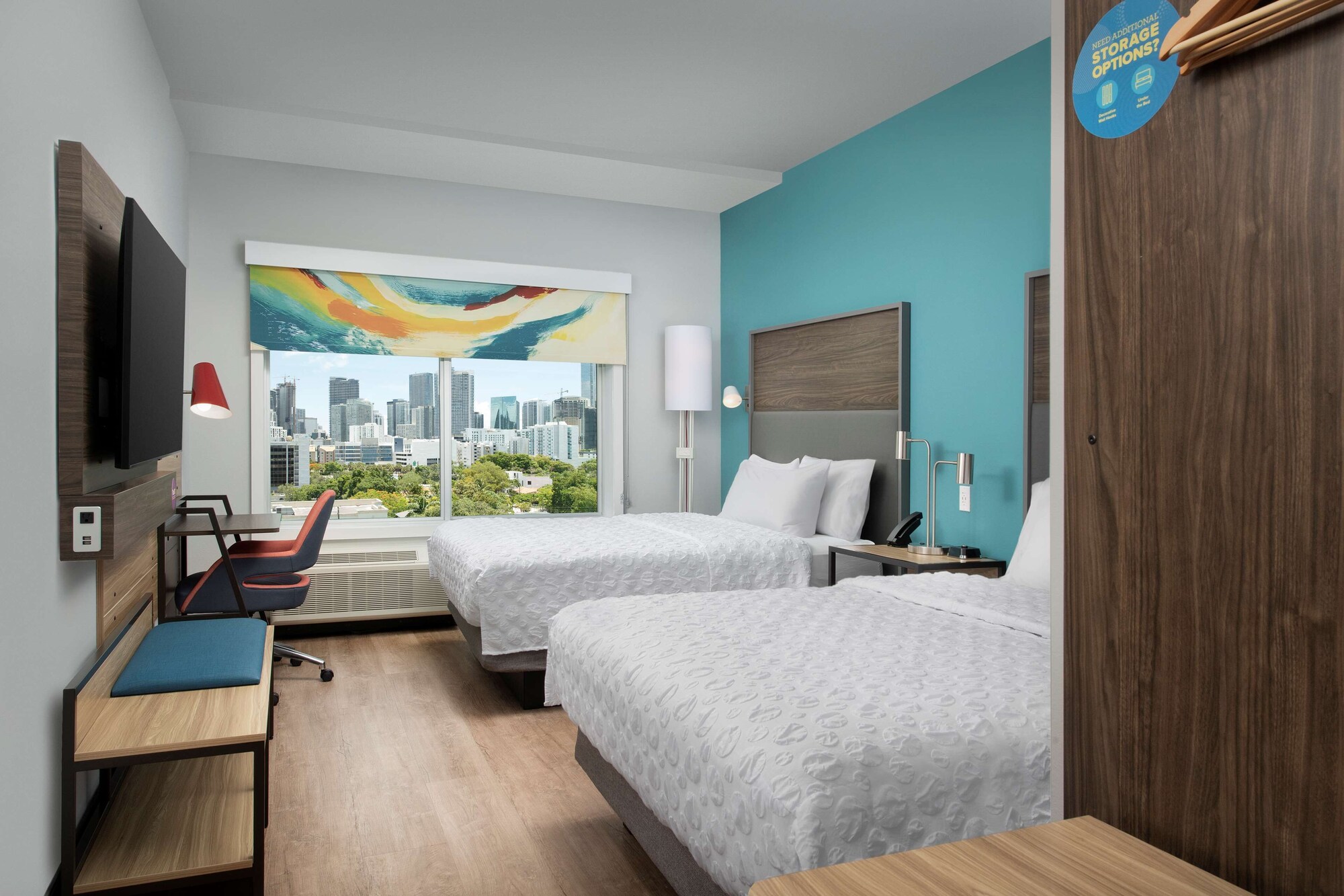 STANDARD, 2 QUEEN BEDS