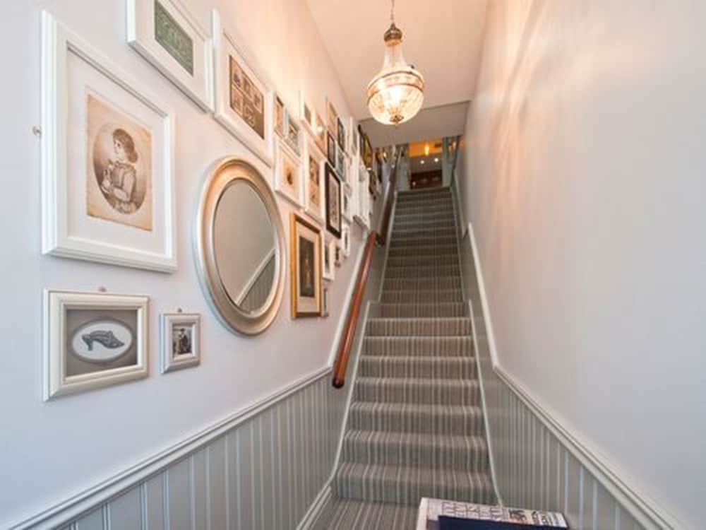 W12 ROOMS 45/58