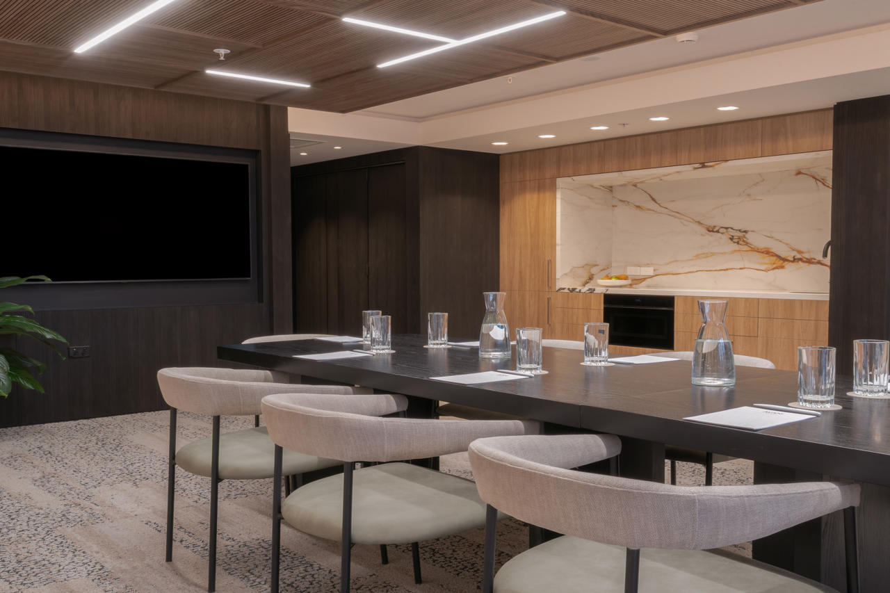 Avani Queenstown Hotel 50/56