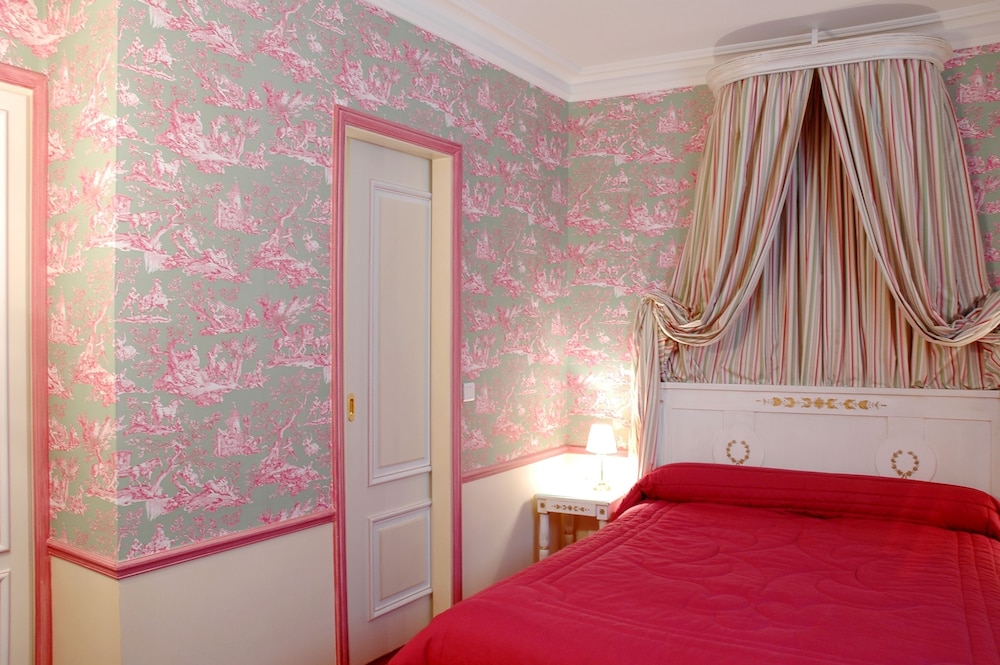 Hotel and Spa Saint Jacques 45/69