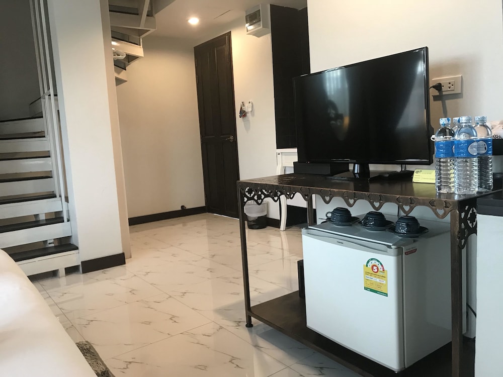 Namamema Boutique Hotel 62/70