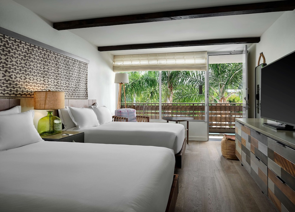 The Leta Santa Barbara Goleta, Tapestry Collection by Hilton 18/81