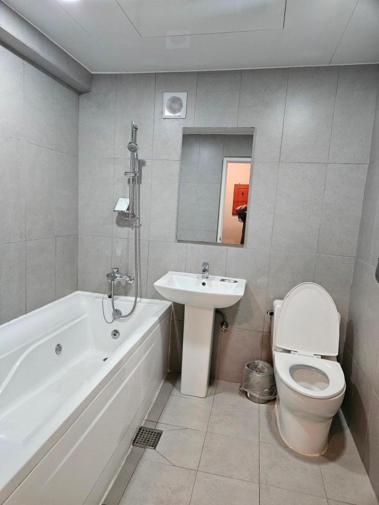 Junoh Hotel 25/25