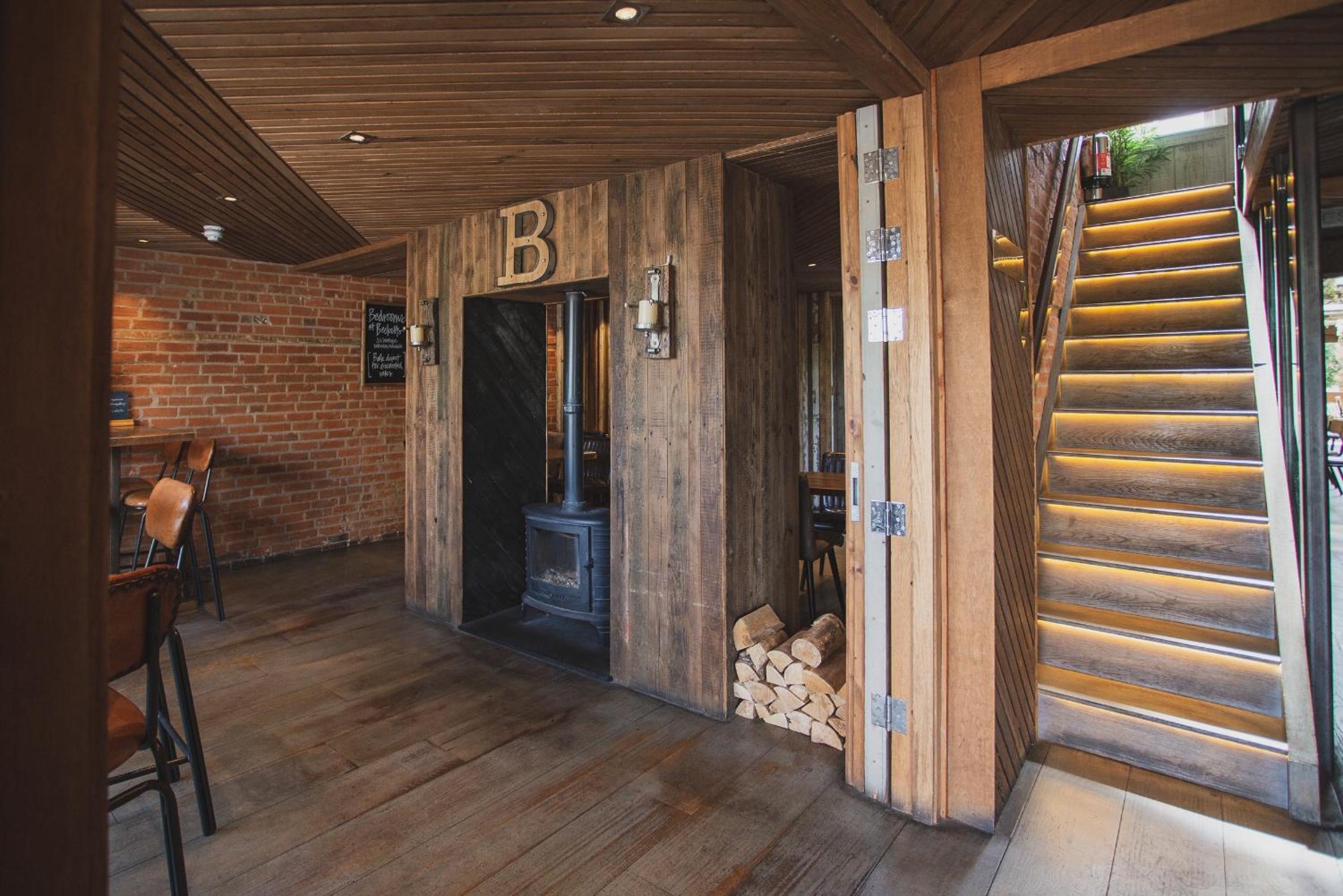 Becketts Townhouse 4/9