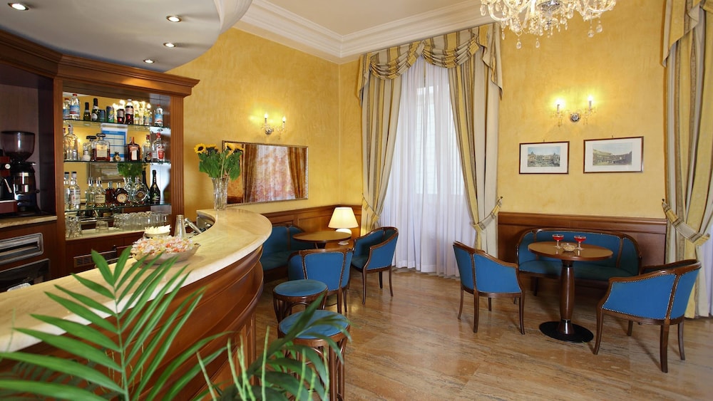 Hotel Montecarlo Roma 42/48