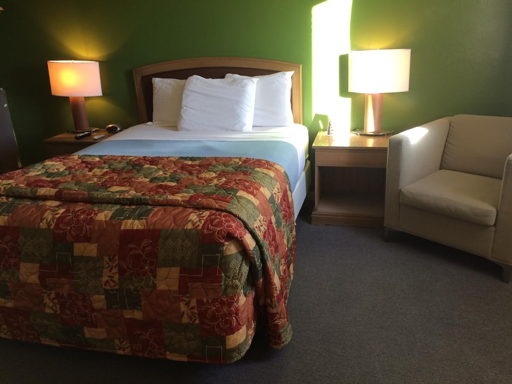 Alamo Motel 14/38