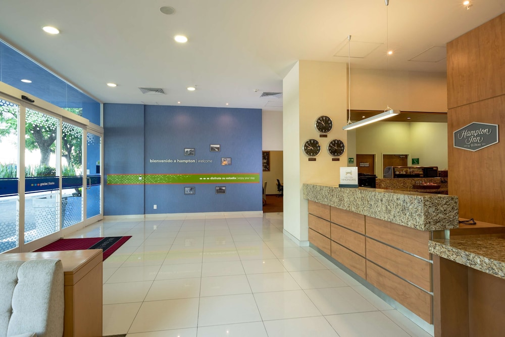 Hampton Inn by Hilton Guadalajara/Expo 8/48