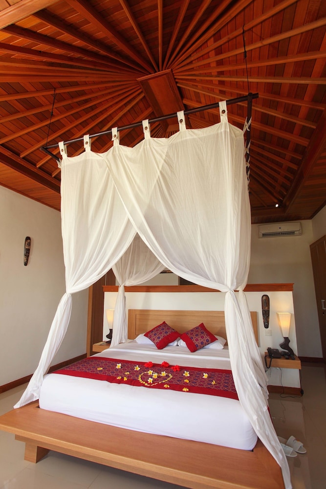 Adi Assri Beach Resort 36/71