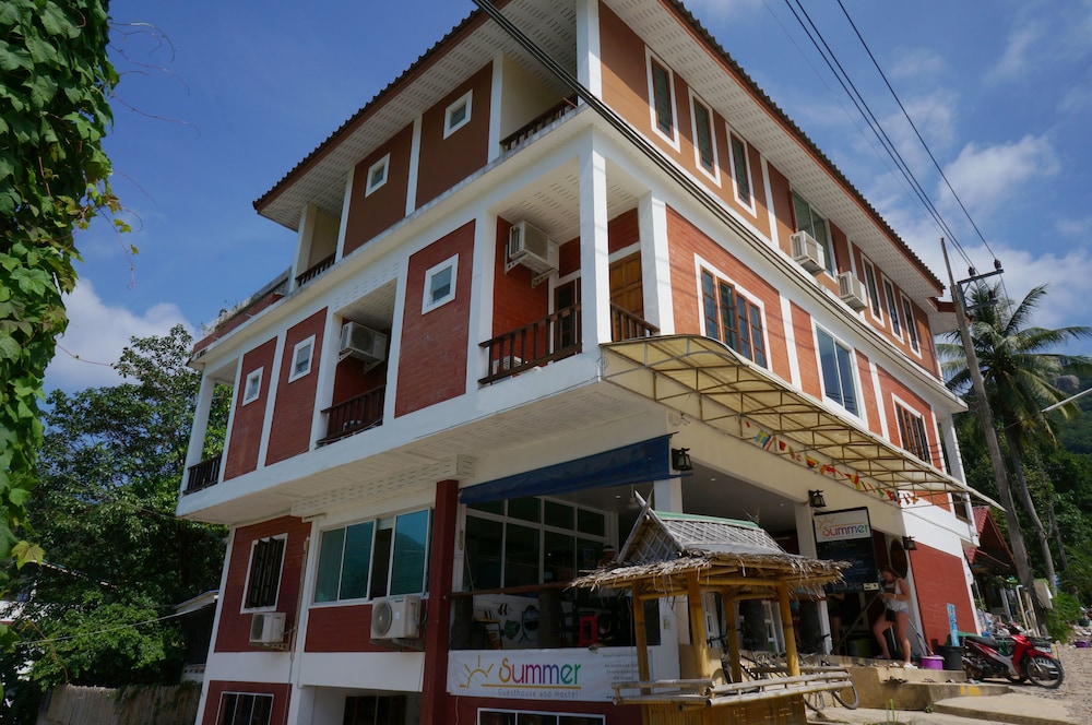 Summer Guesthouse & Hostel 2/25